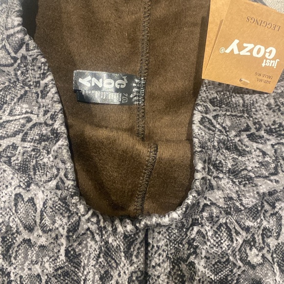 BRAND NEW! With tags - JUST COZY fur lined leggings - Picture 2 of 6